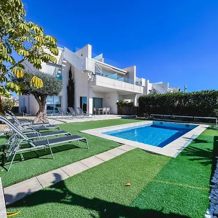 Residencial Cabo Azul *