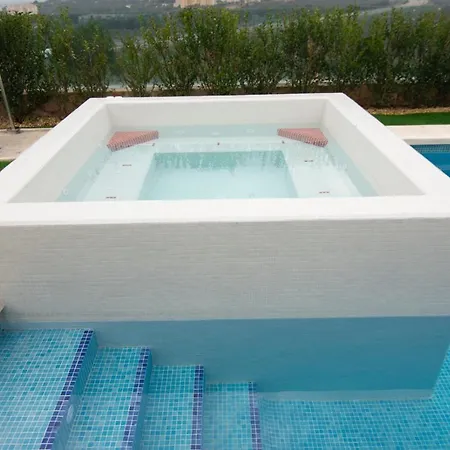Residencial Cabo Azul Apartment